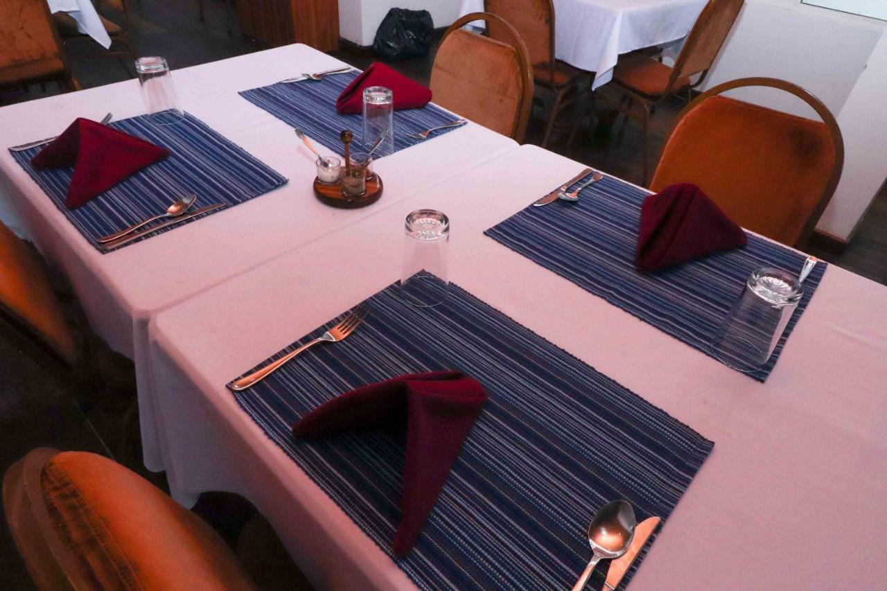 נוארה אליה Yoho Pello Lake Resort מראה חיצוני תמונה