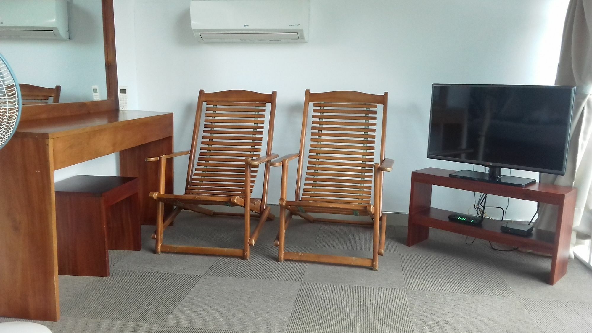 נוארה אליה Yoho Pello Lake Resort מראה חיצוני תמונה